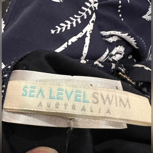 Sea Level Swim 2 piece blue and white floral bathing suit, size 6 - Picture 12 of 13